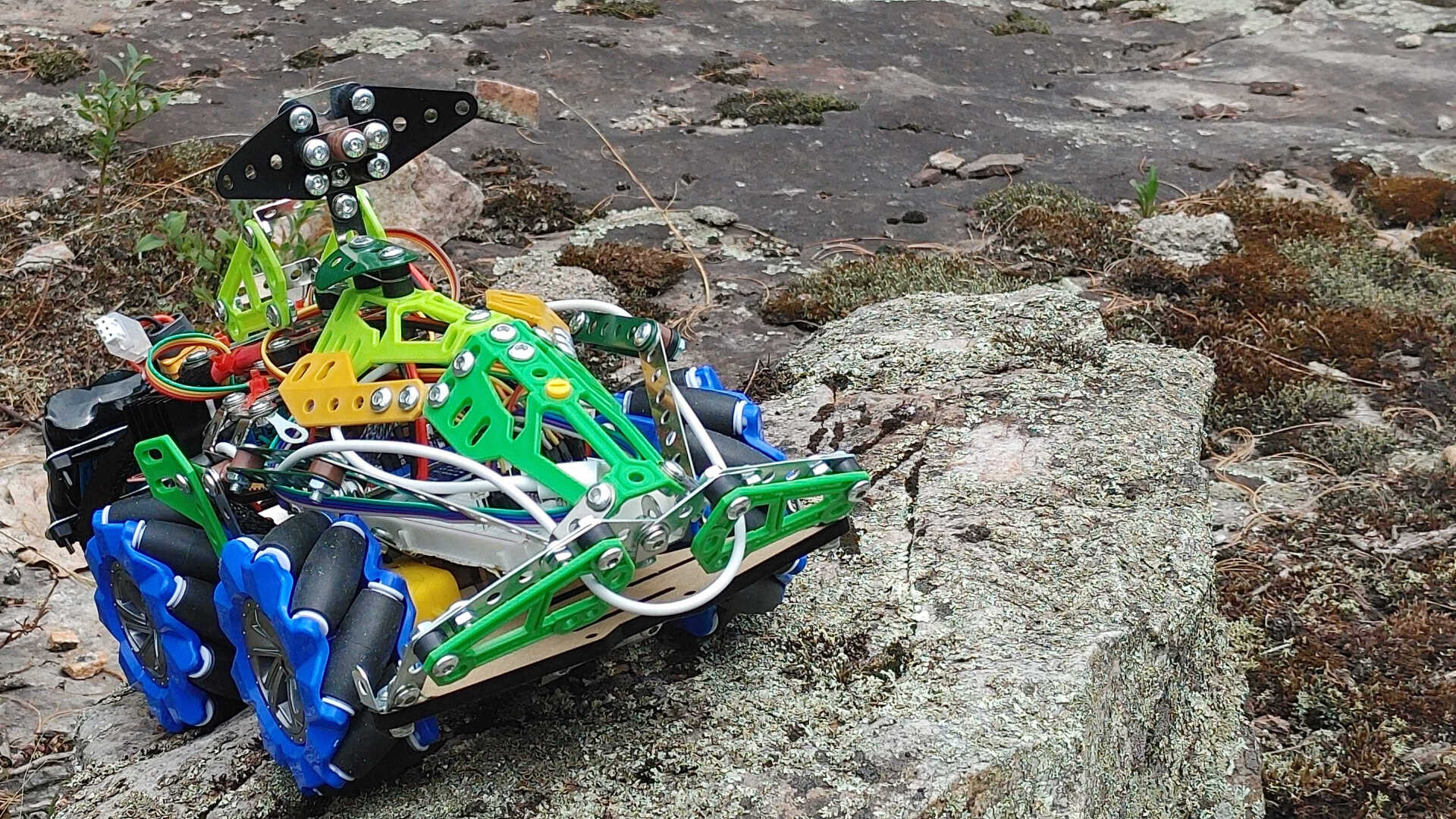 NovaGlide Robot